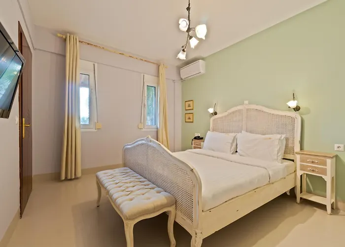 Kelyfos Neos Marmaras