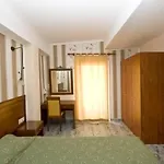 Kelyfos Hotel