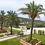 Kelyfos 4*