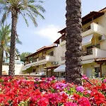 Hotel Kelyfos 4*