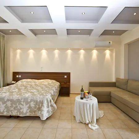 Hotel Kelyfos Neos Marmaras