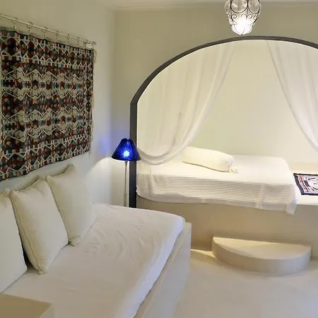 Hotel Kelyfos 4*