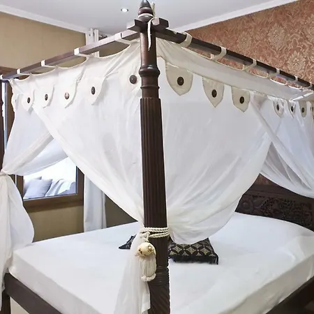 Hotel Kelyfos 4*