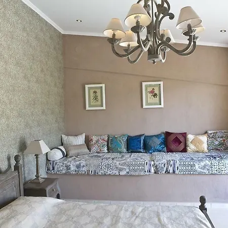Kelyfos Hotel