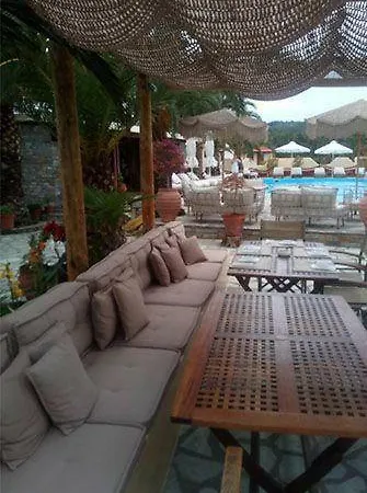 Kelyfos Hotel