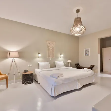 Kelyfos 4* Néosz Marmarász