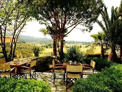 Kelyfos 4* Néosz Marmarász